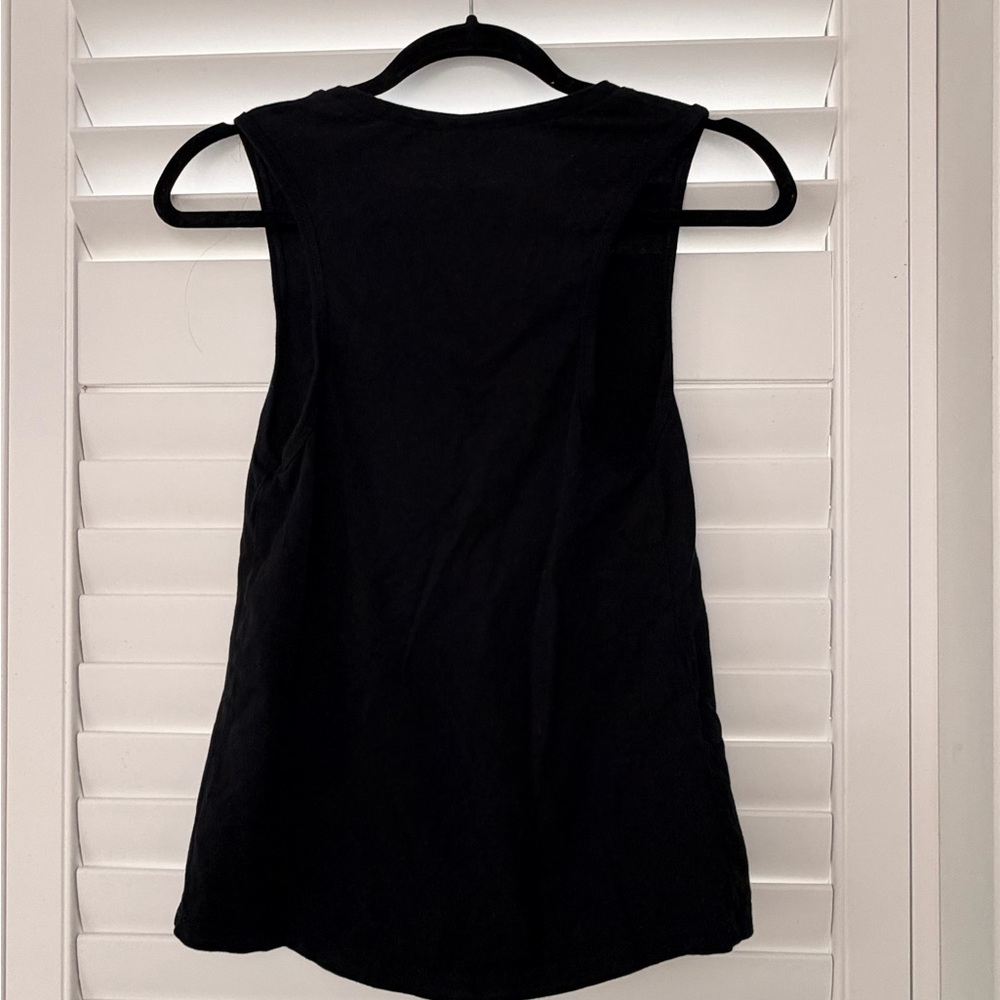 Pure Barre Black Sleeveless Top - Picture 2 of 2